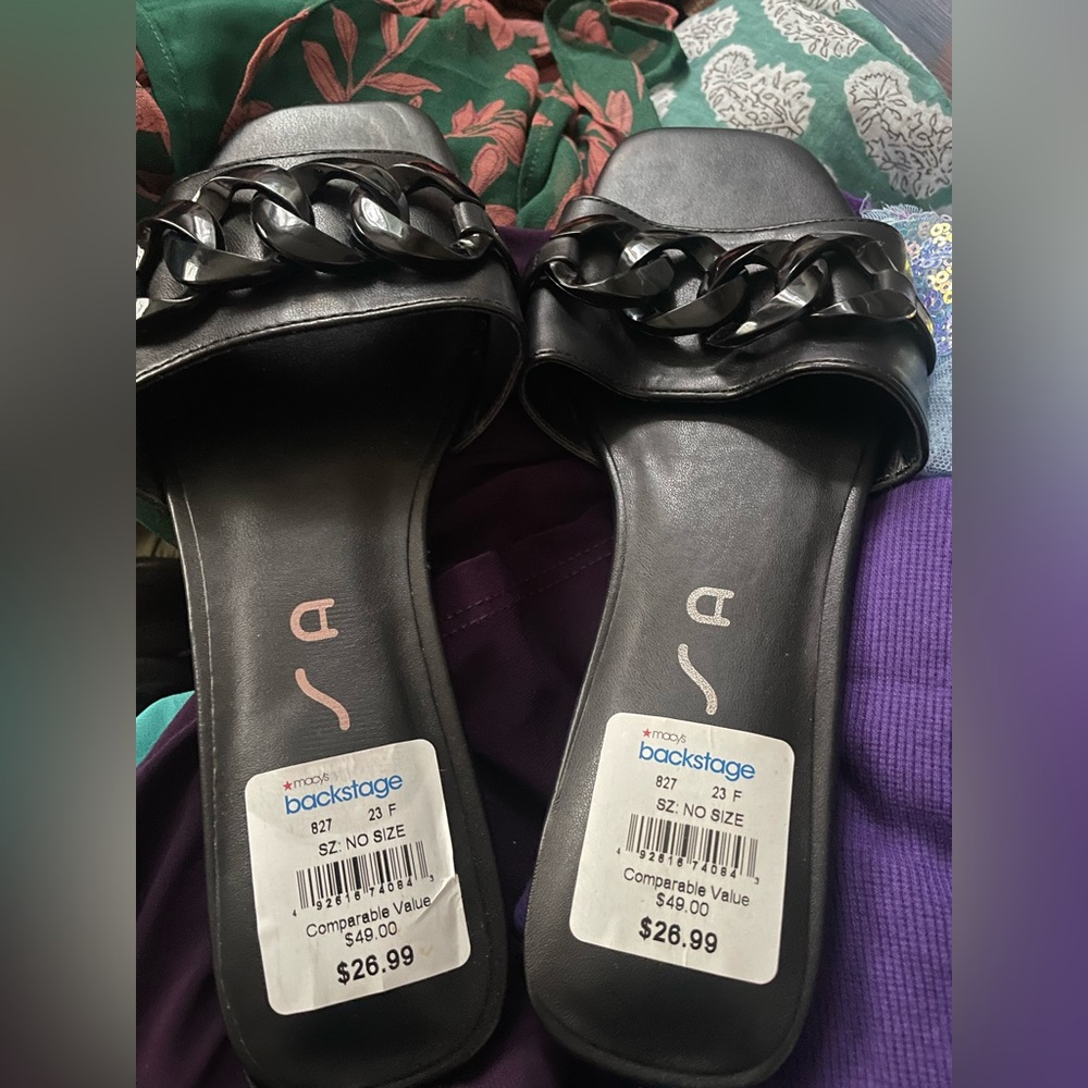 Sandal